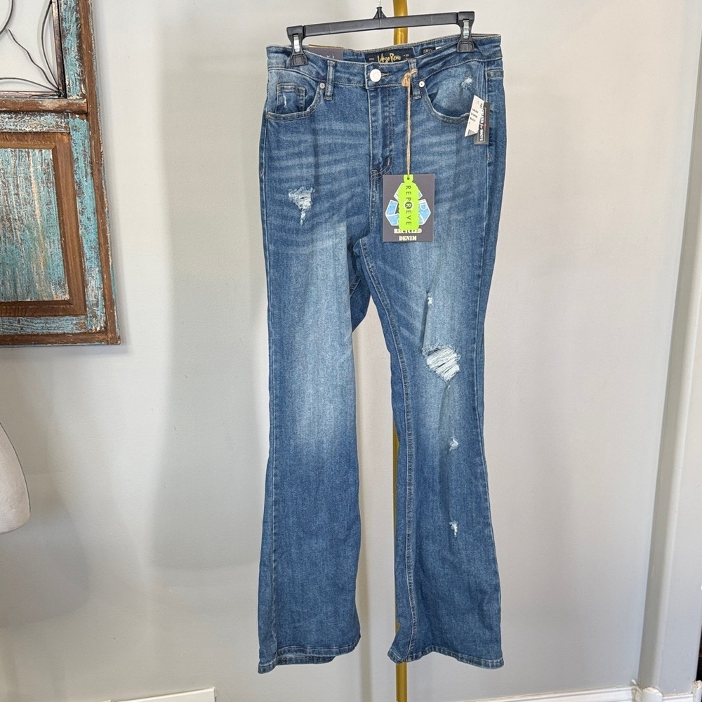 Indigo Rein Curvy Blue denim high rise  Flare Jeans NWT 29